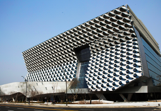 코오롱생명과학 사옥. 코오롱생명과학 제공.